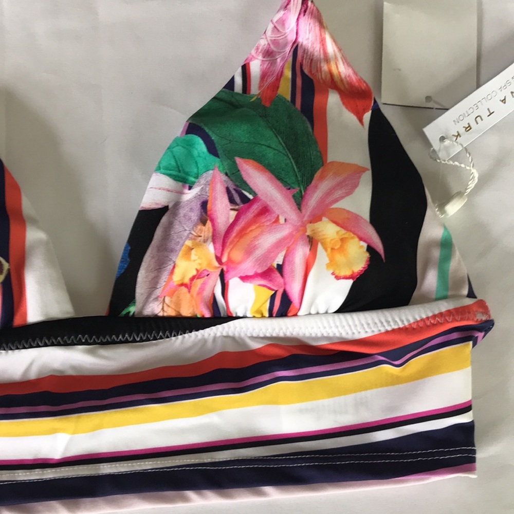 Trina Turk Treasure Cove Bikini Top NWT - Picture 5 of 12